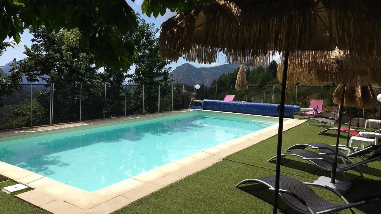 Hotel - Gites "U Pozzu" Evisa Exteriör bild