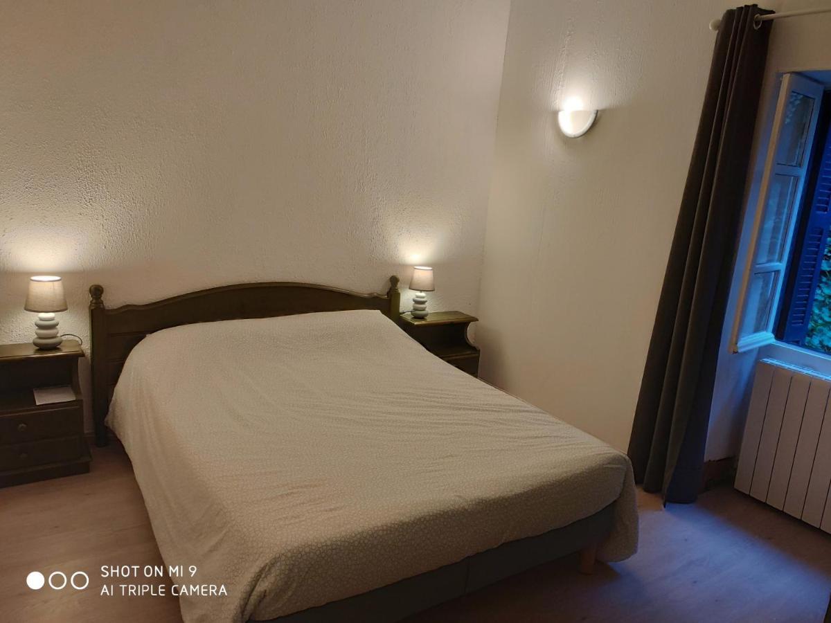 Hotel - Gites "U Pozzu" Evisa Exteriör bild