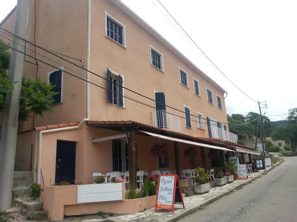Hotel - Gites "U Pozzu" Evisa Exteriör bild